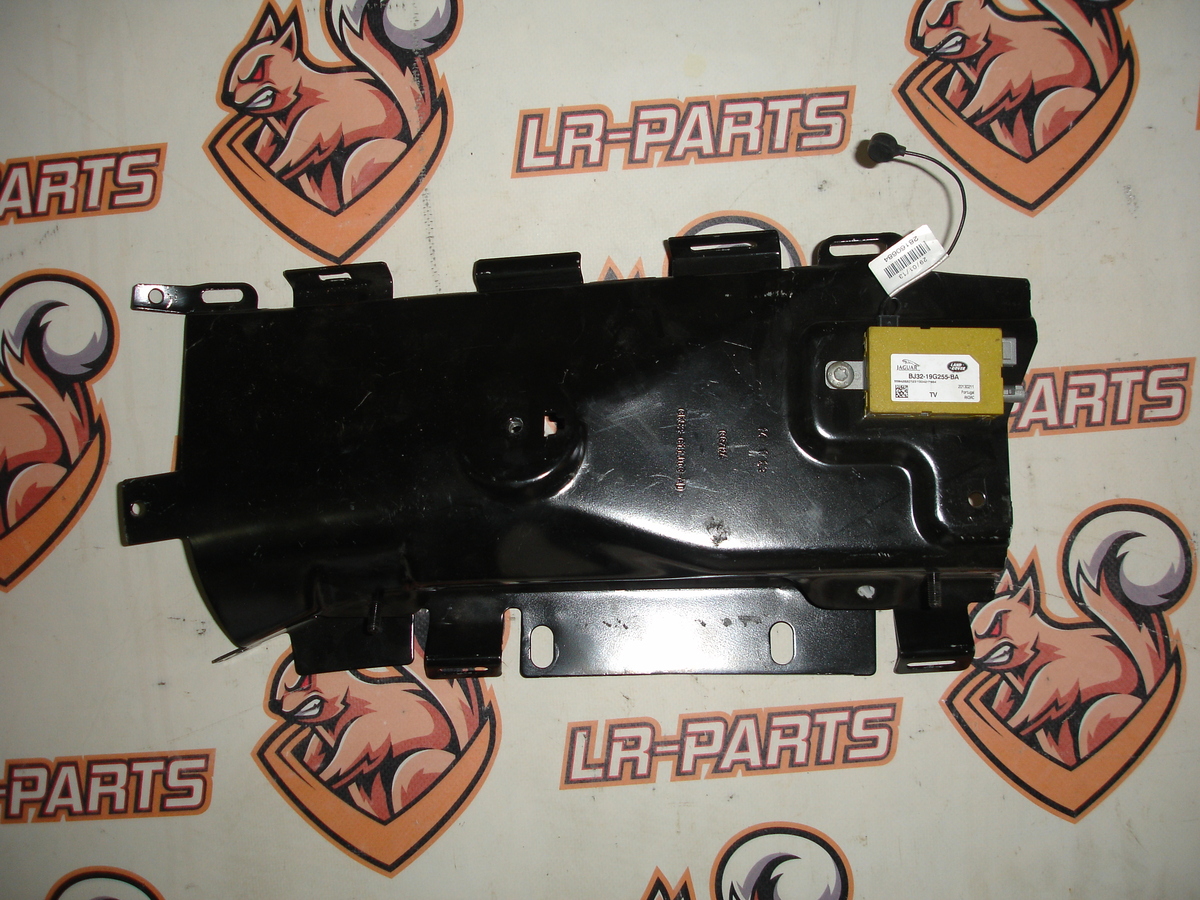 LR070732 Wspornik panelu Rack RANGE ROVER SPORT (L494) 2013-używany